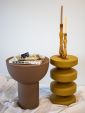 Kick side table Nio - Ochre yellow